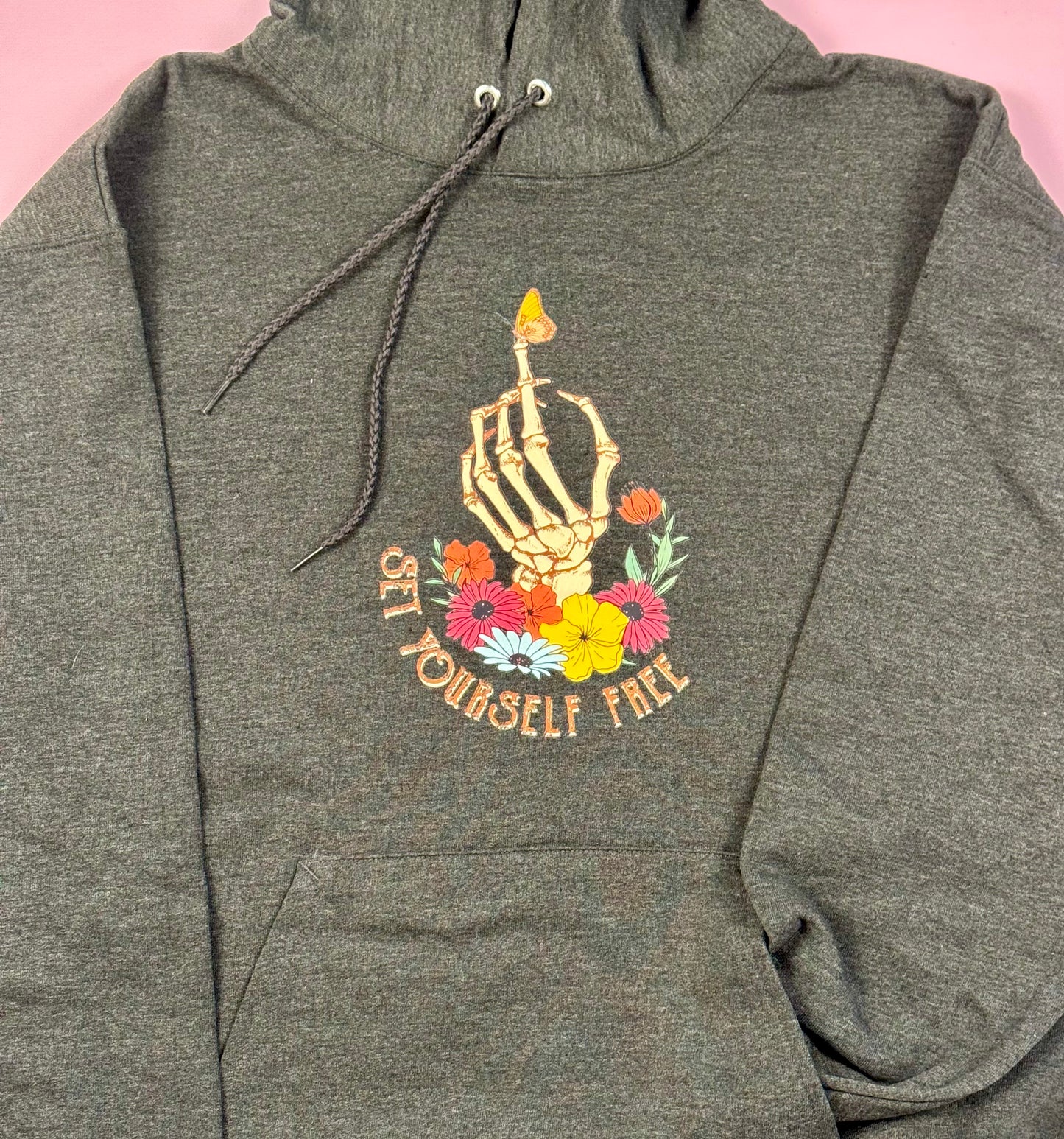 “Set Yourself Free” Size Medium Heather Charcoal Hoodie